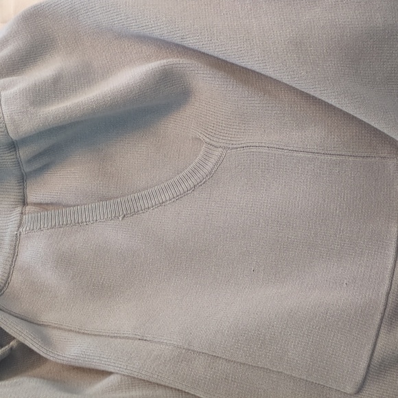 Gray athleasure lounging short knit pants Large - Picture 4 of 4